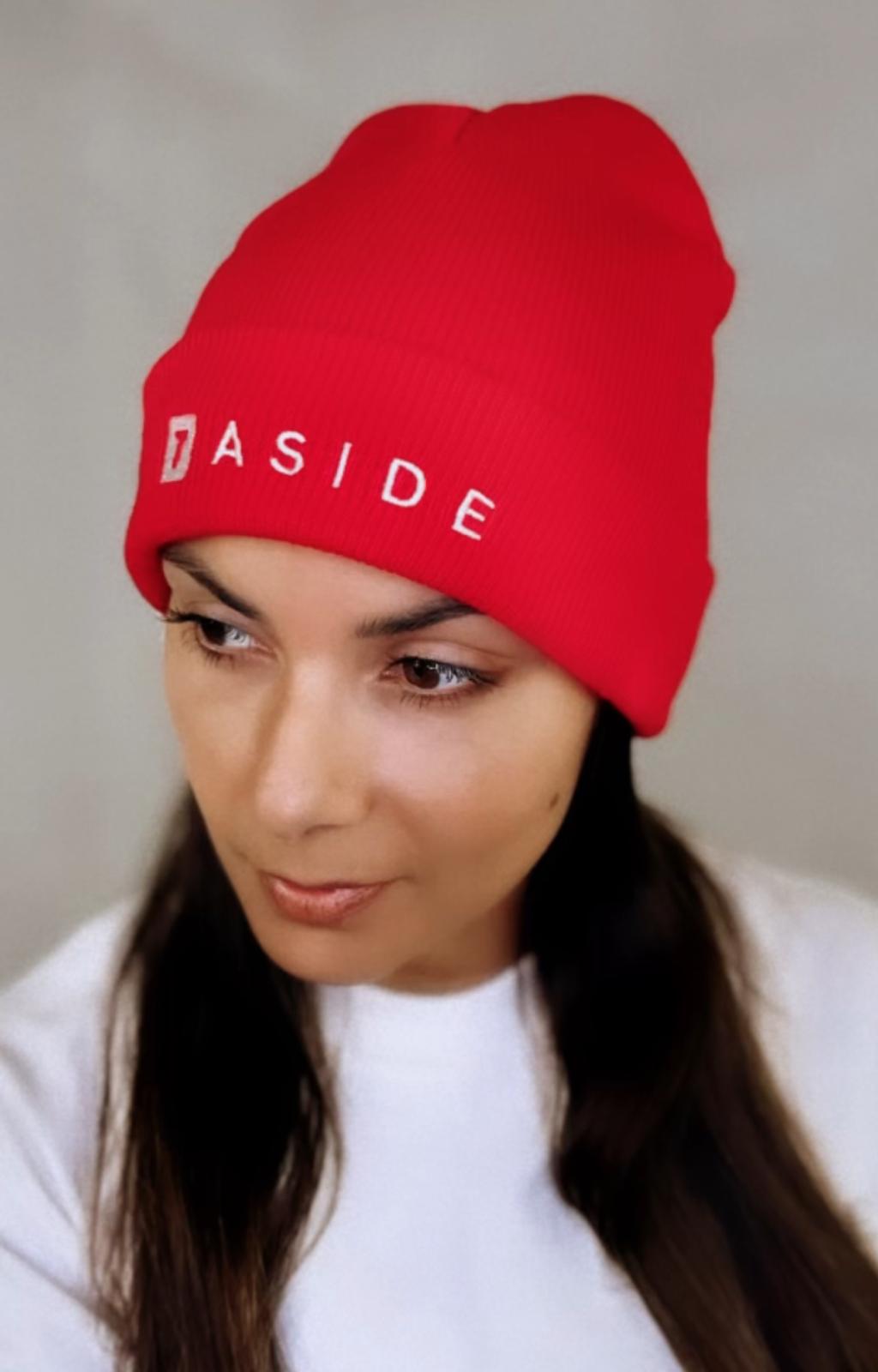 Everyday Essential Beanie - Red - 7ASIDE